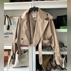Cropped trench